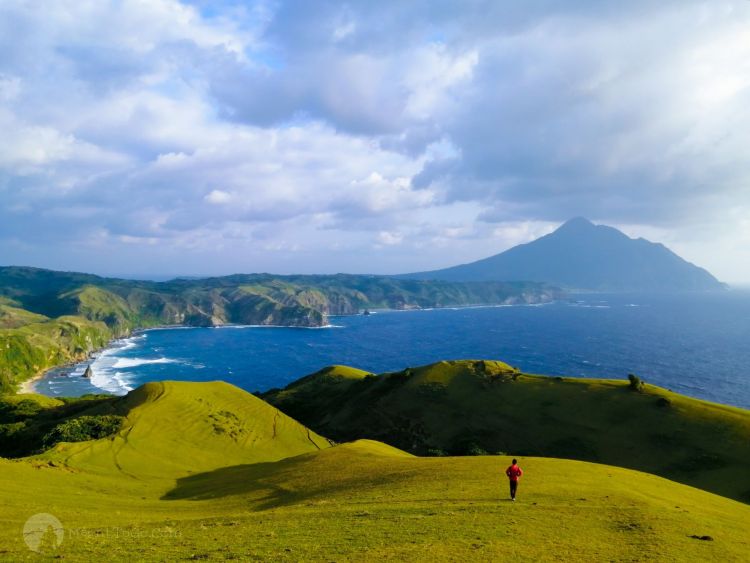 Rakuh a Payaman aka Marlboro Hills in Mahatao, Batanes