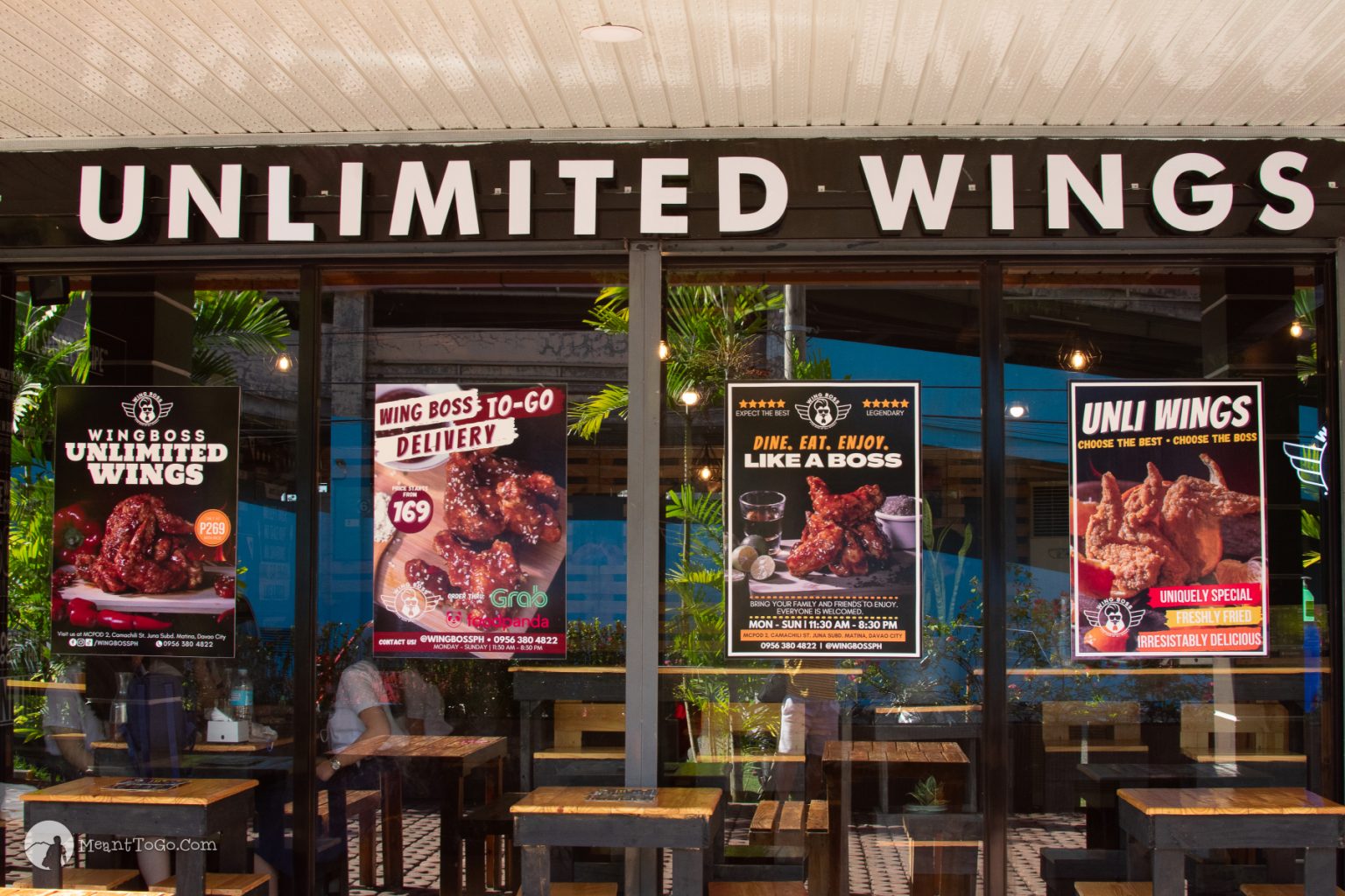 Unlimited Fried Chicken Wings at WING BOSS