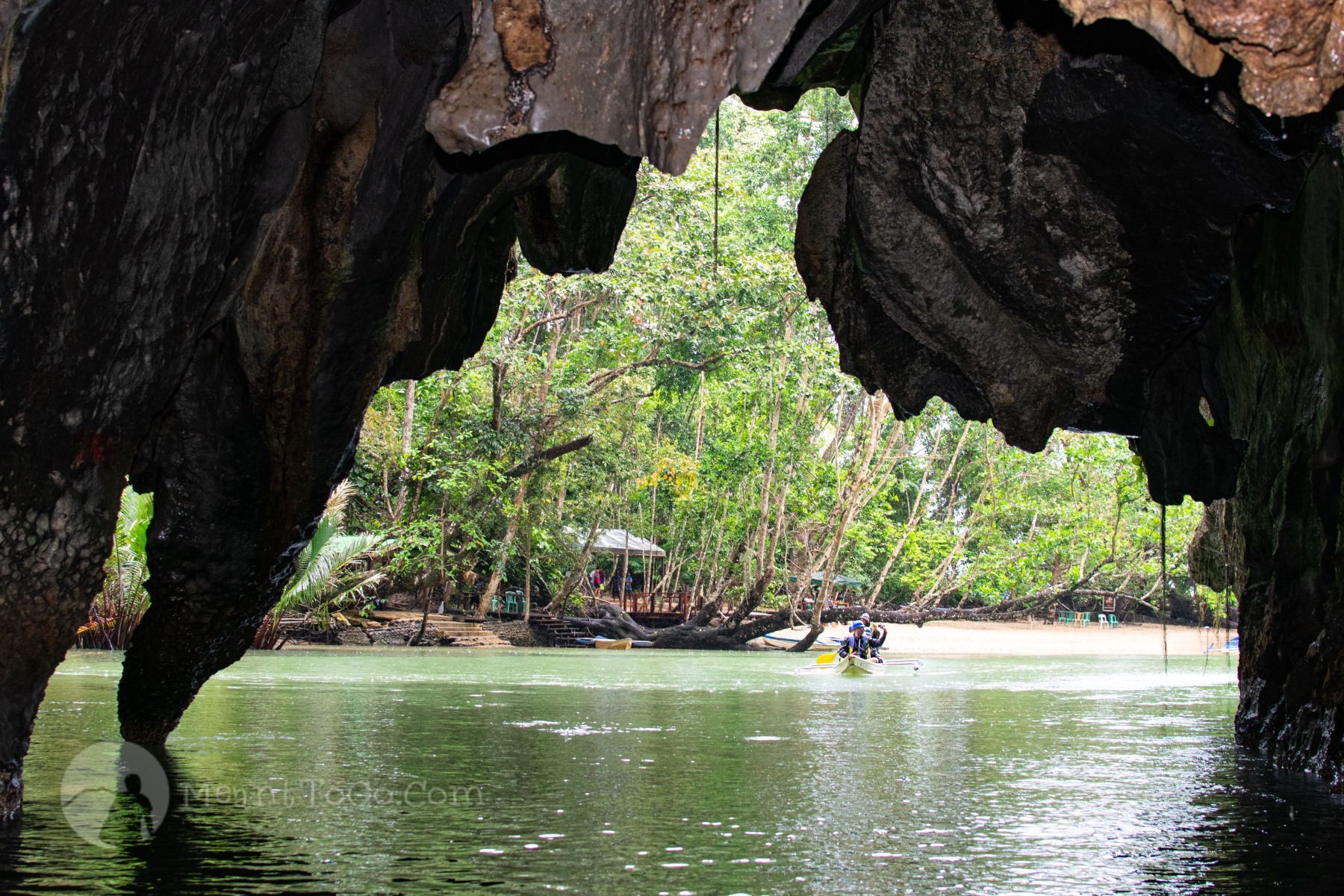 Guide de voyage DIY sur la rivière souterraine